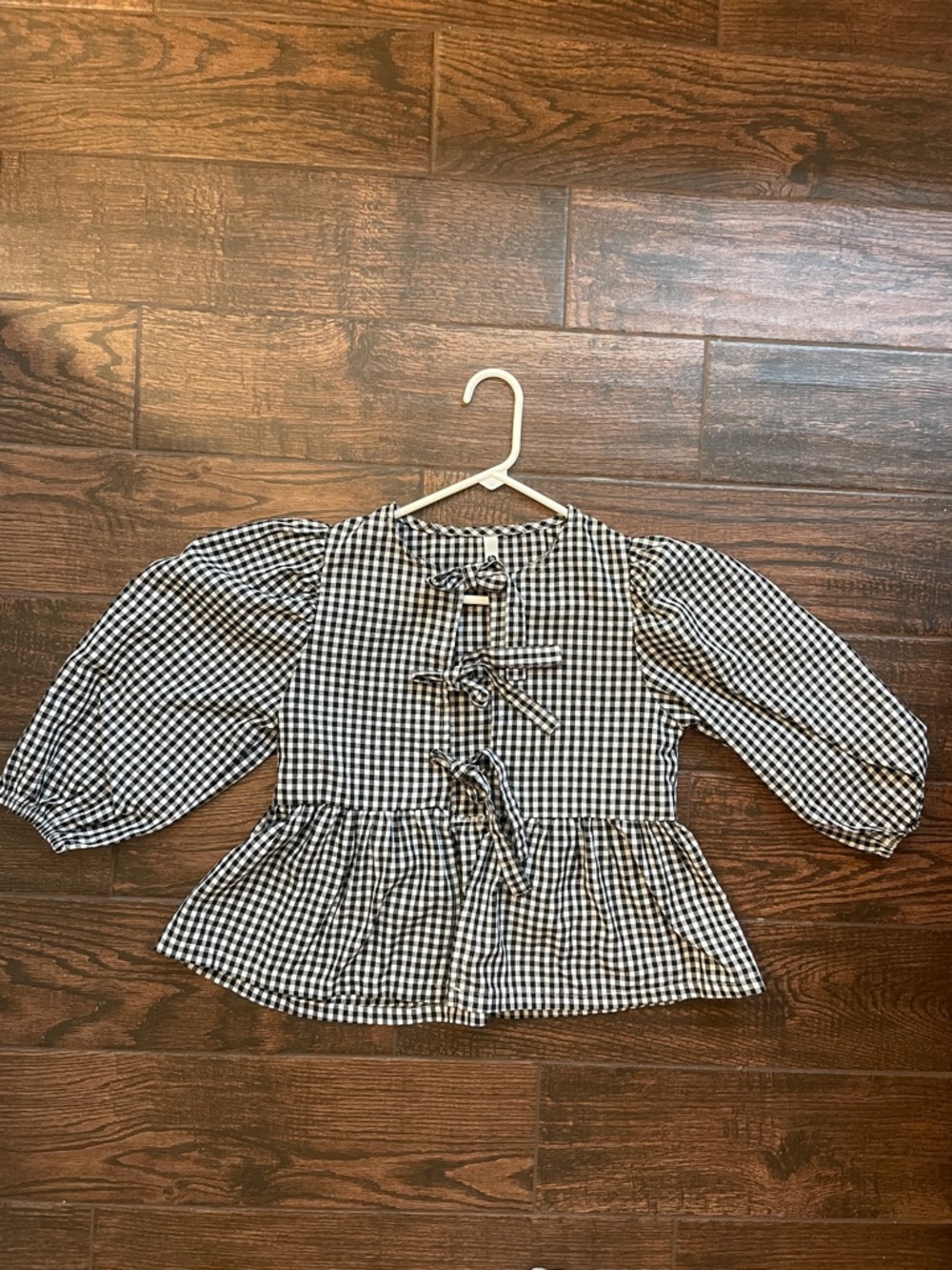 Black & White Gingham Peplum Tie-Front - Women